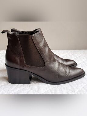 Ipanema Leather Chelsea Ankle Boots Pointed Toe Size 7​